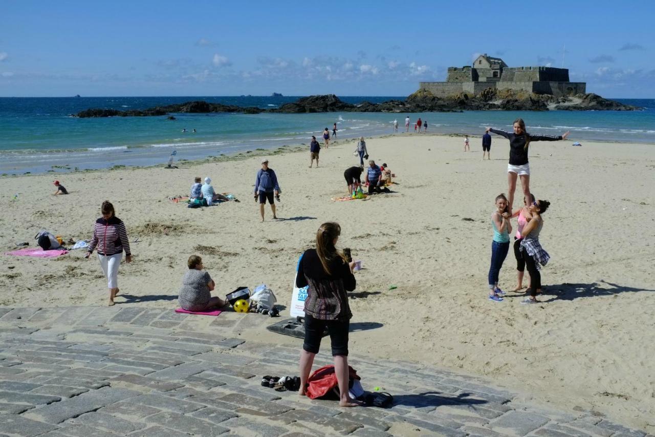 Saint-Malo Apartment Exterior photo